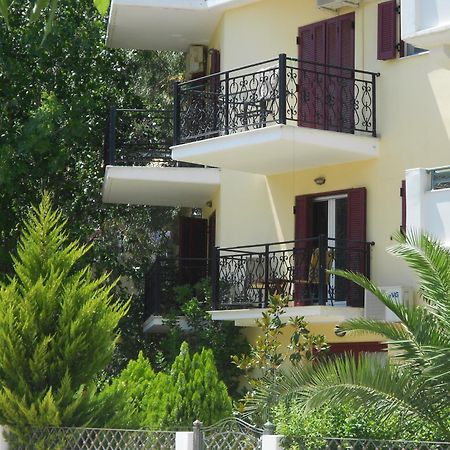 Argo Apartments Vassiliki Esterno foto